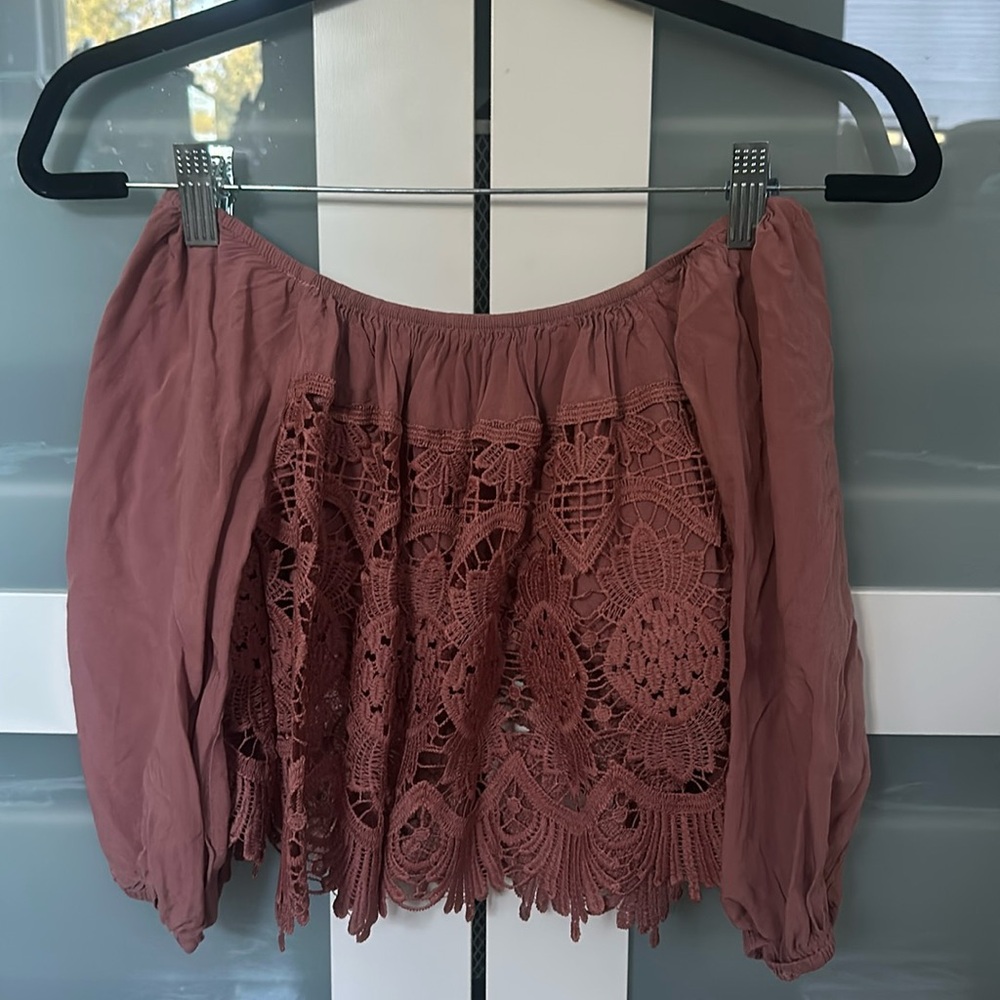 LA Hearts off-the-shoulder lace crop top